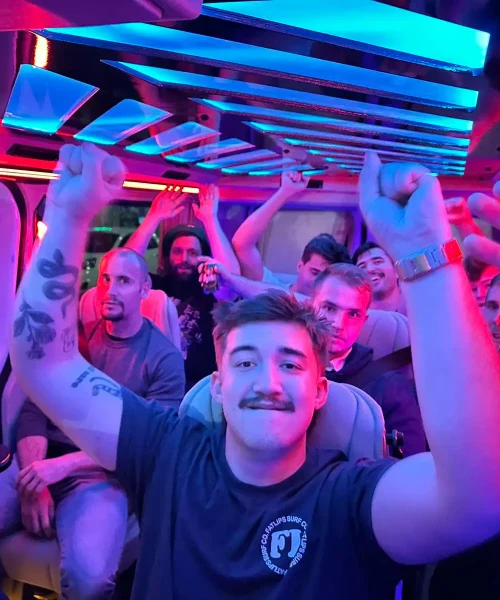 Roundtrip moments Liv Tours